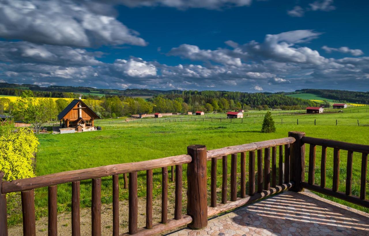 Ranch Jestrebice Ξενοδοχείο Hermanicky Εξωτερικό φωτογραφία